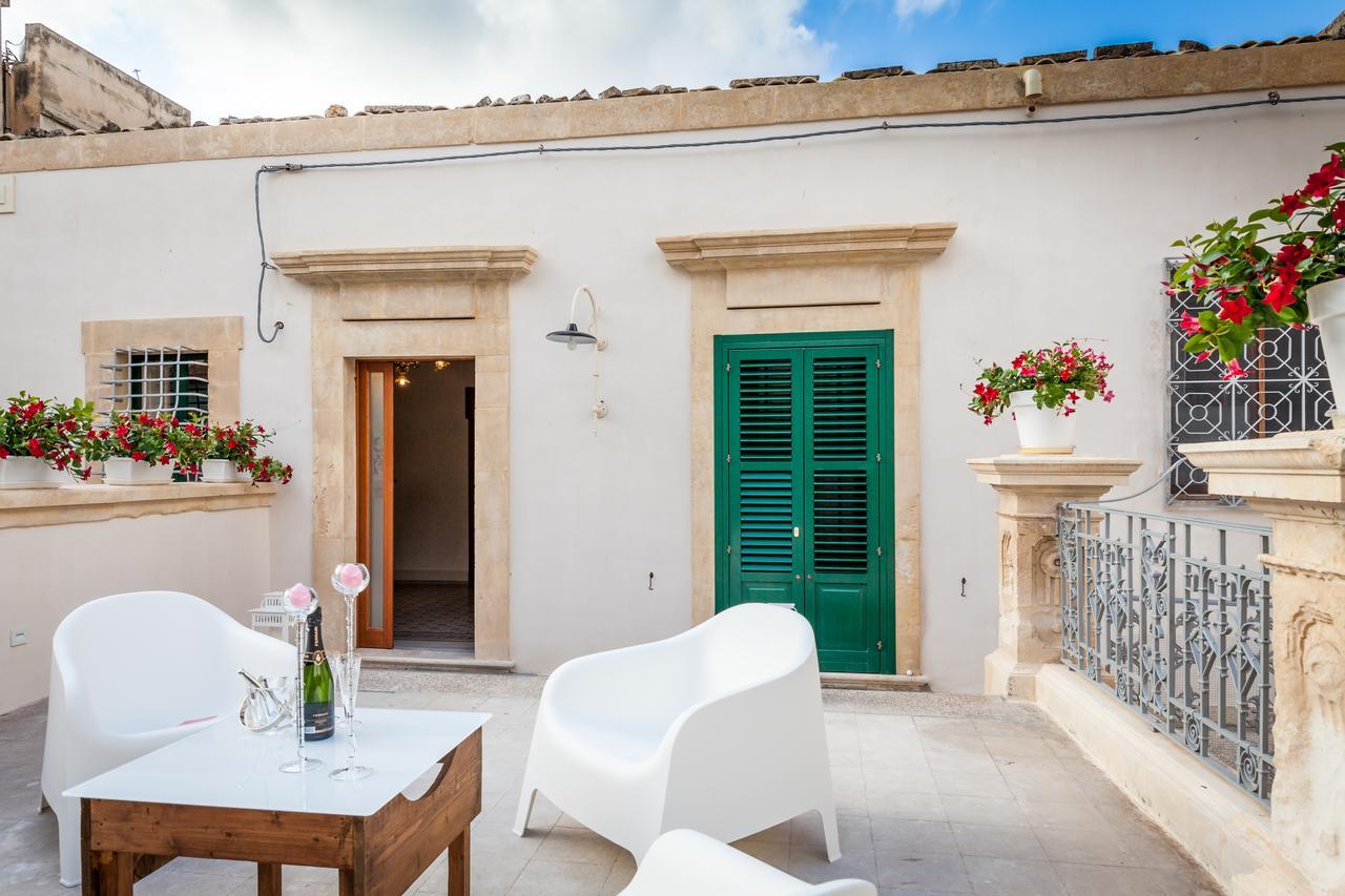 Palazzo Montalbano Bed and Breakfast Scicli Εξωτερικό φωτογραφία